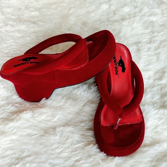 rocket dog toe post sandals